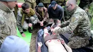 Тампонада раны бинтом с гемостатиком. Евич