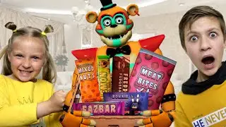 ПРОБУЕМ ЕДУ из игры ФНАФ - 5 ночей с Фредди! Еда из ИГР и мультиков ЧЕЛЛЕНДЖ