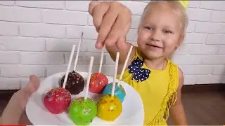Alice talks about her favorite colored pop cakes