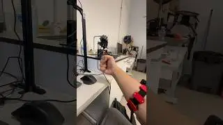 Hand Pose Estimation using sEMG (w/ MindRove 8 channel Armband)