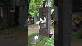 Владимир Меньшов ! Великий Режиссер , Актер , и просто хороший человек! 