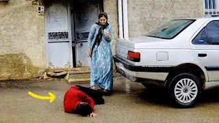 Abbas returning home and taking Maryam out in the heavy rain