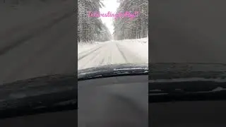 Driving BMW M3 E46 in the snow. Едем по заснеженной дороге.