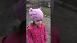 Knitted kitten hat for spring 🐱