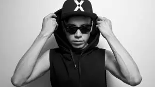 Raymix - Primer Beso (Extended Mix)