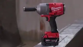 Milwaukee M18 Fuel with One-Key High-Torque Impact Wrench with Pin Detent Kit  1/2in. Drive 1100 Ft.
