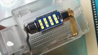 Замена лампочки, снятие и установка фонаря в багажник Фиат Альбеа