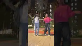 Мы одного возраста…