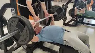 Пробуем взять 100кг. Жим лёжа.