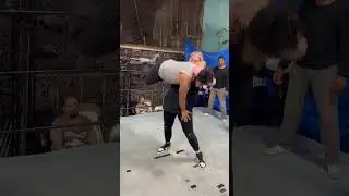 W.O.W  Workout Clips - Joyce and Max Bane