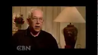 Человек сердечный приступ, - Иисус показывает вверх