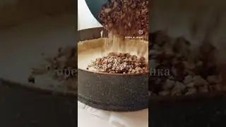 Пирог с грецкими орехами и сгущёнкой 🤍 #процесс #пирог
