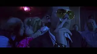 Страх и ненависть в Лас-Вегасе. Косяк похож на таракана.