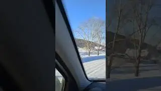 За окнами, белый день!