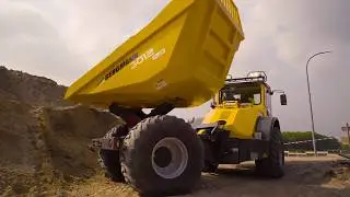 Dumpers Articulados Compactos Bergmann Série 3000