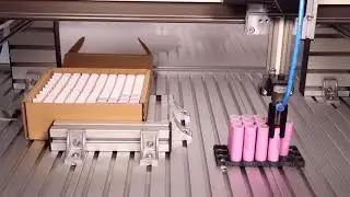 Portalzelle mit Akku-Pick-and-Place-Anwendung