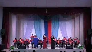 Ирина Выгас и Регина Пирожкова,  муз. М.Блантер, сл. М. Исаковский  