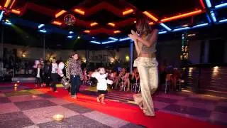 IoModa | Sfilata di moda & cabaret | fotovideo reportage