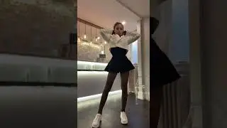 Cute dancing in pantyhose and skirt😻 