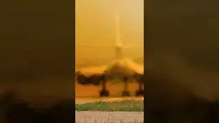 Ту-160 "Белый лебедь" меняет цвет воздуха. Взлёт на форсаже.