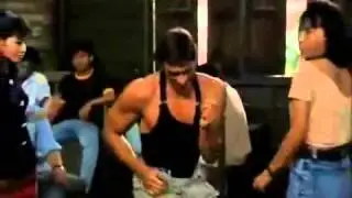 Жан-Клод Ван Дамм танцует лучше всех!