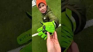 ВРАТАРЬ С АВТОГРАФОМ АКИНФЕЕВА