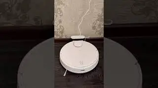 Говорящий робот пылесос. Robot vacuum cleaner 
