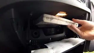 Replacing the cabin filter Hyundai Tucson 2.0 diesel (2015)