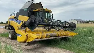 Kombajn zbożowy NEW HOLLAND CX 6090, Video 4\4 na aukcji Flotilo.pl