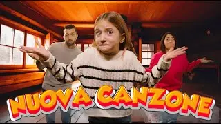 MAMMAGIULIA E FIGLIACHIARA - IL MISTERO DI MADAME MISTERÒ - (CANZONE UFFICIALE)