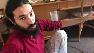 Клизма в Хотелска Стая с ЖельоМир. Enema in Hotel Room with Jelio. Мужчина делает Клизму в отеле