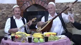 Halil Bytyqi & Naim Krasniqi -  Më shiqon me buzë në gaz