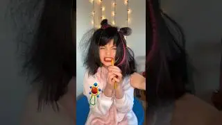 Лайфхак!  она молчит когда жует🍭 