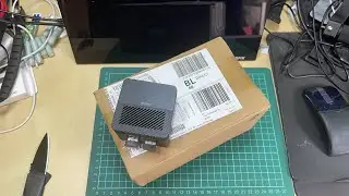 iLive:Gadgets - прямая трансляция распаковки покет-ПК MOREFINE M6