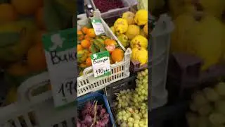 Цены на фрукты ярмарка в Краснодаре 🍂 не могу остановиться есть мандарины 🍊 сколько у вас стоят?