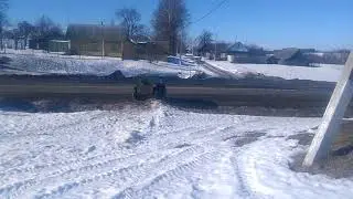 Бортоповоротный вездеход из Беларуси . Не шерп .