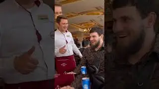 Саид Борз в ресторане  Бурака