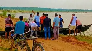 Rasta Upar Boat || রাস্তার উপর নৌকা || रास्ते का ऊपर नौका #viralvideo #trending