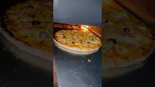 Pizza 🍕 #shortsfeed  #funnyshorts  #food  #shorts