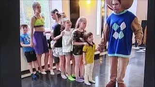 Выпускной и развлечение в коттедже Мелиссы.