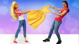 Barbie va de compras en temporada de rebajas. Ropa de Barbie.Vídeos para niñas en español