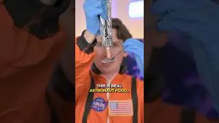I Tried Old Astronaut Food.. 🤢 