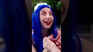 THIS NEW POPULAR GIRL AT OUR SCHOOL HAS A HUGE SECRET🤭