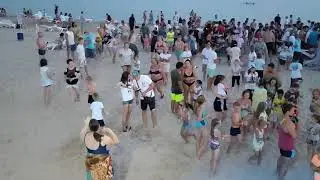 Праздник красок Холли в 