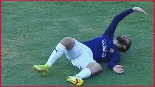 شاهد تدخل ياسين الملاح القاتل على احمد القندوسي اليوم 😱 طبيعة اصابة قندوسي ضد فاركو في الدوري المصري