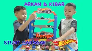 REVIEW STUNT GARAGE HOTWHEELS