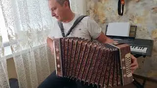 Ой мороз мороз. Мелодия на гармони.