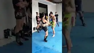 Мутай Бросок защита от Фронт Кик
