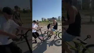 Типы самокатеров в скейт парке! #shorts  #bmx #трюковойсамокат #мтб #велосипед
