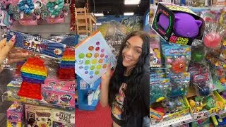 Nichole jacklyne Fidget toy Shopping